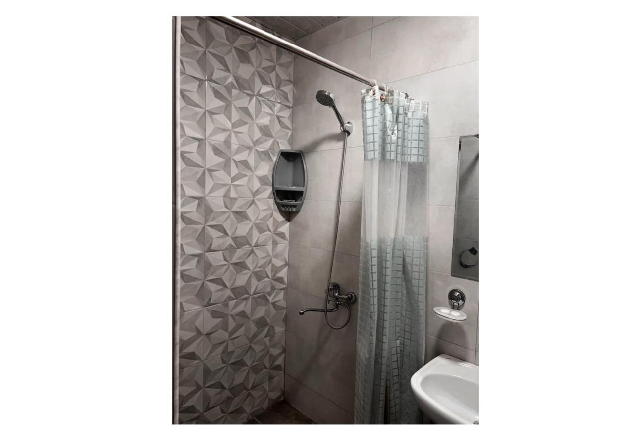 יירבאן Avalon Hotel Armenia מראה חיצוני תמונה