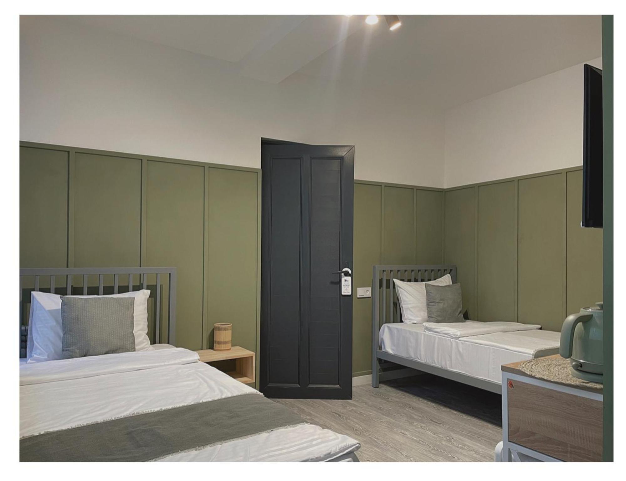 יירבאן Avalon Hotel Armenia מראה חיצוני תמונה